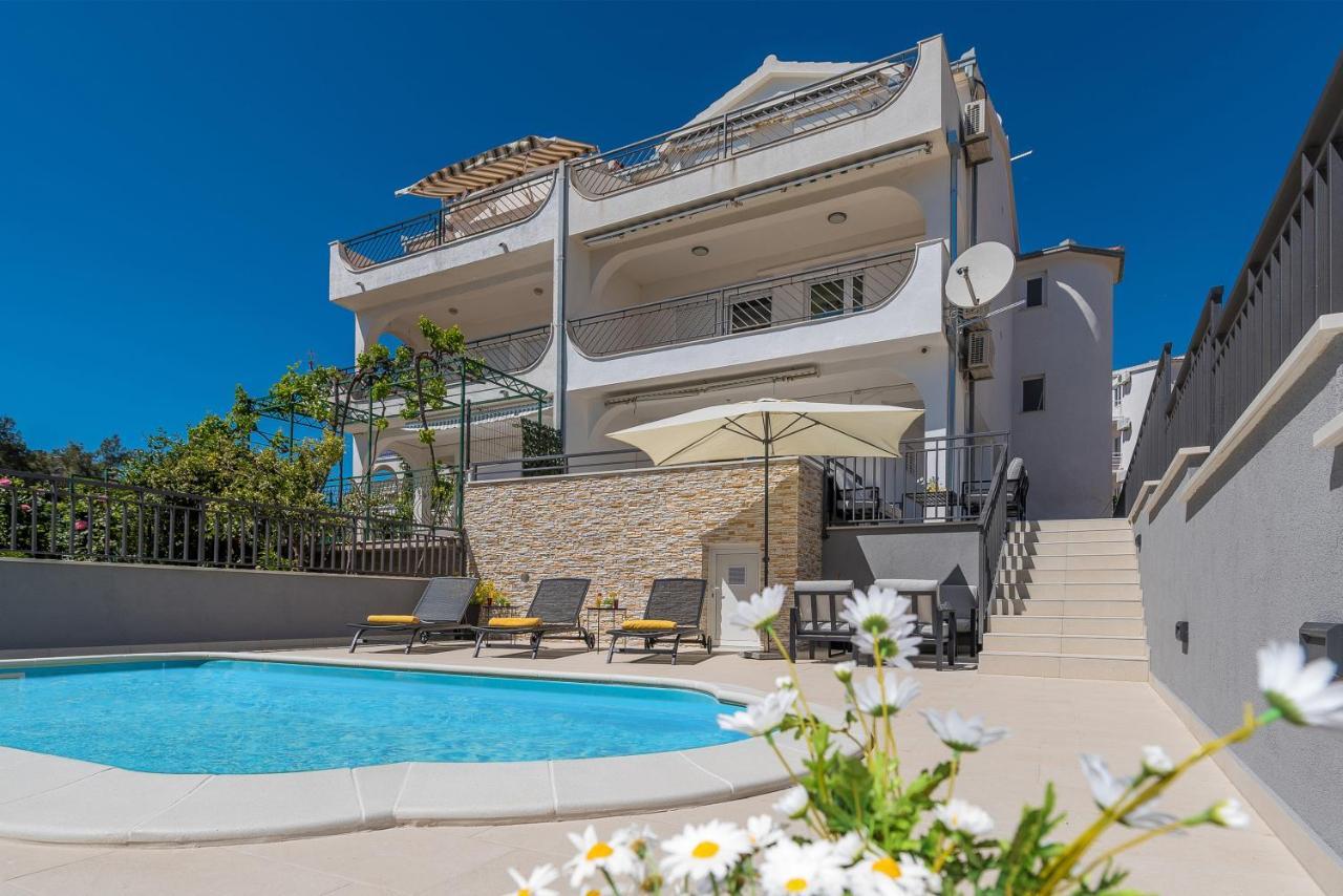 Villa Seaview With Pool - Apartment Cotton โตรกีร์ ภายนอก รูปภาพ